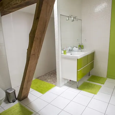 Maison Maupas Rouge לינה וארוחת בוקר 3*